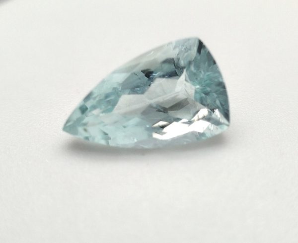 HQH15 - Agua marinha - F. Livre - T. 13x8.0mm